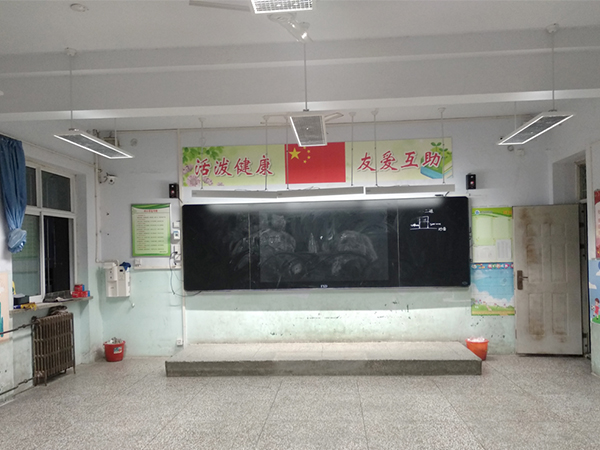 星如雨助力鶴壁市實(shí)驗(yàn)學(xué)校打造教室護(hù)眼燈項(xiàng)目