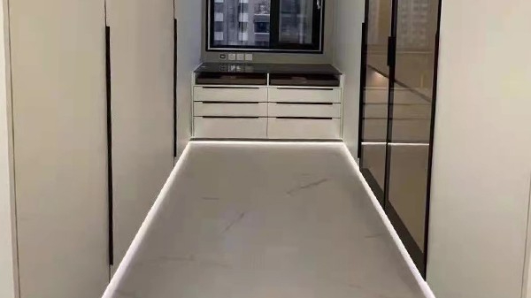 星如雨談?wù)劸€性燈的安裝步驟